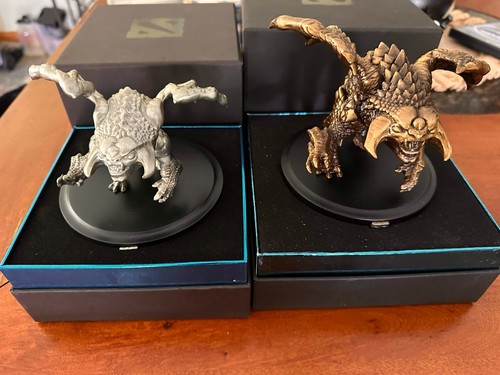 Dota baby roshan statues - roshan,